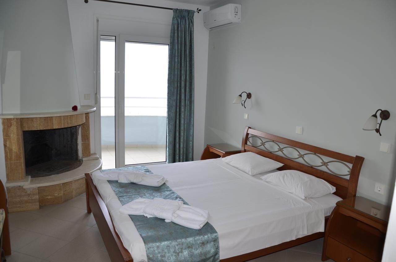 Kiwi Apartments Nea Fokea Ngoại thất bức ảnh